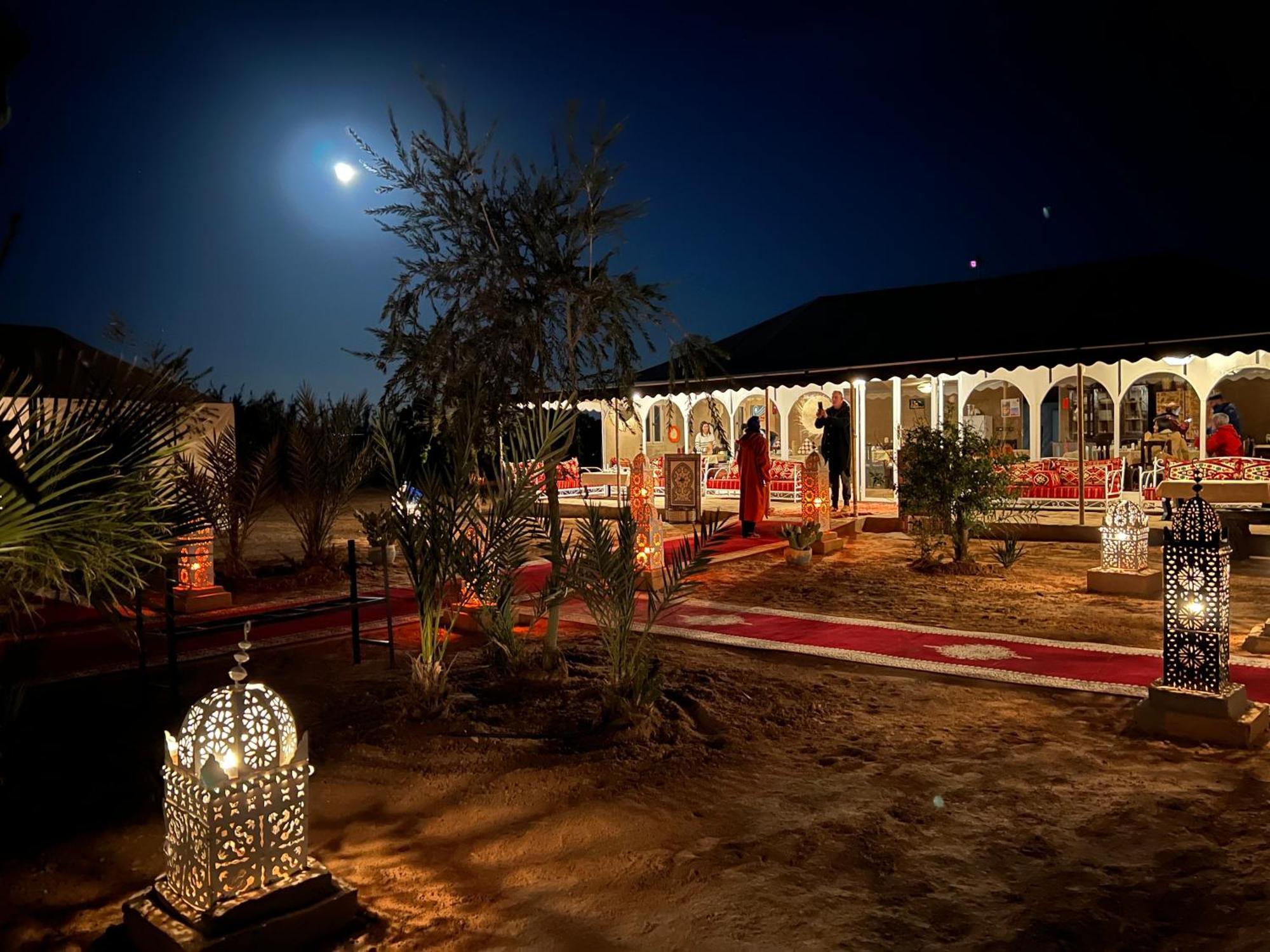 Sahara Majestic Luxury Camp Hotel Merzouga Exterior photo Desert camp in the Sahara