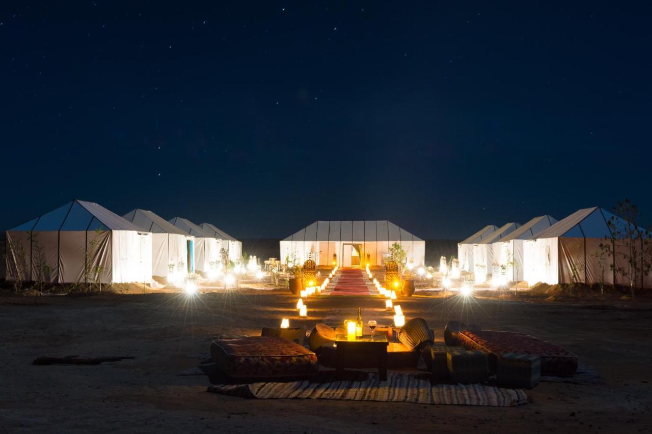 Sahara Majestic Luxury Camp Hotel Merzouga Exterior photo Luxury desert camp in the Sahara